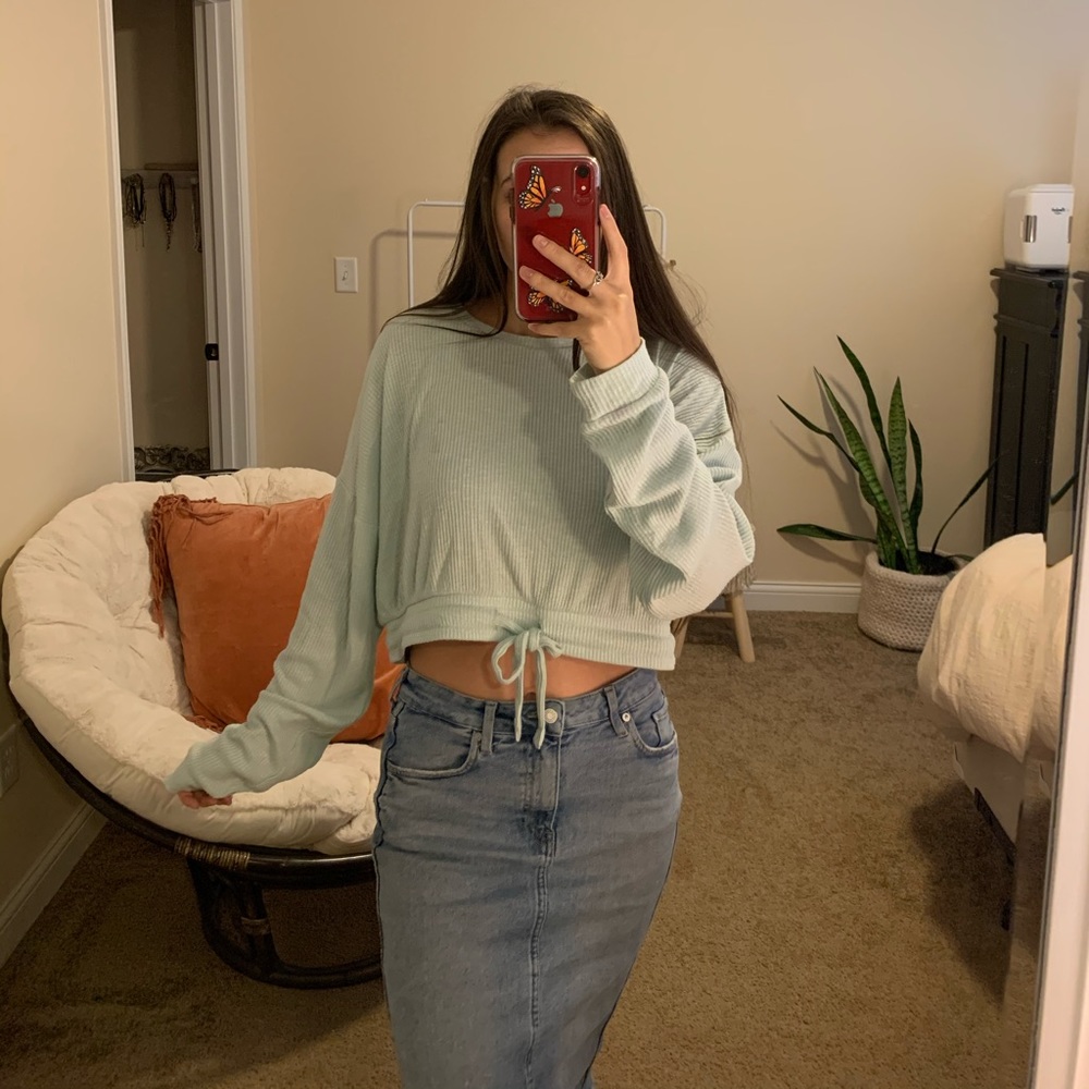 GYMSHARK cropped long sleeve